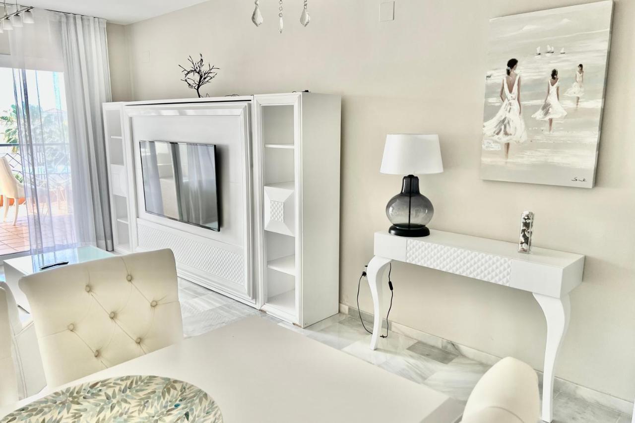 Mi Capricho Beachfront- 9E Apartment With Sea Views - Costa Del Sol Sitio de Calahonda Exterior photo